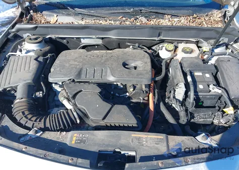 2013 Chevrolet Malibu Eco from USA, damaged, VIN 1G11D5RR4DF111797